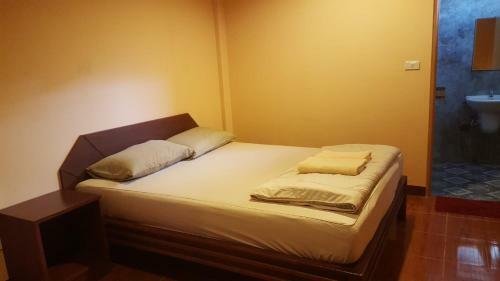 Phatra Hostel