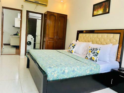 Apartamento Bluo Studio Defence Colony Mkt - Kitchen, Balcony