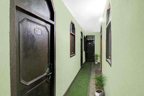 Oyo 73235 Hotel Lion