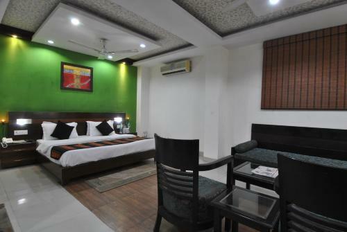 Hotel Chand Palace "hygienic Hotel"