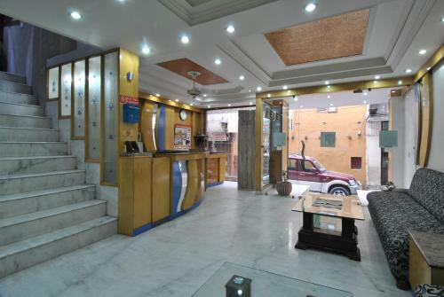 Hotel Chand Palace "hygienic Hotel"