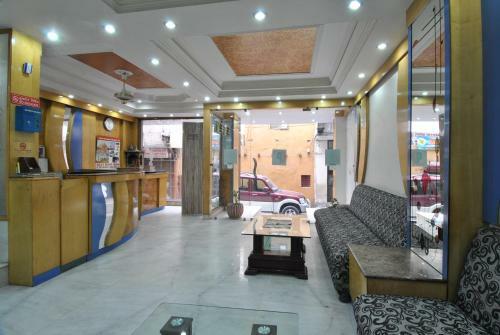 Hotel Chand Palace "hygienic Hotel"