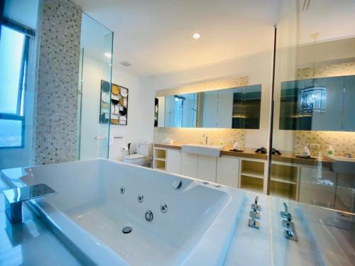 Apartamento North Point Condo Yizen 4603