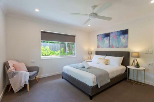 Depper St Charming Beach Side Home In Lovely Location