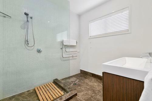 Depper St Large Luxury Residence Entire House