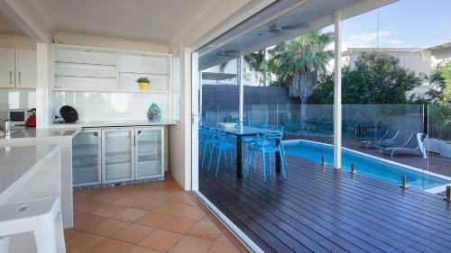 Belmore Terrace Perfect Pad Just 100 Metres To The Beach