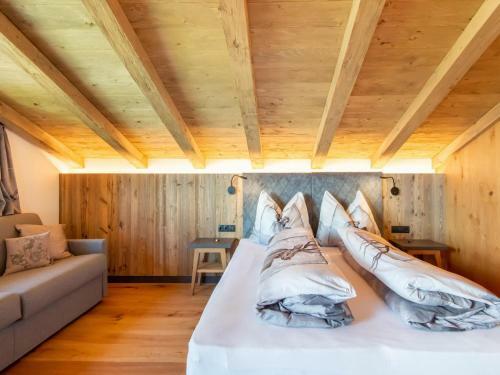 Spacious Apartment In Tulfes With Sauna