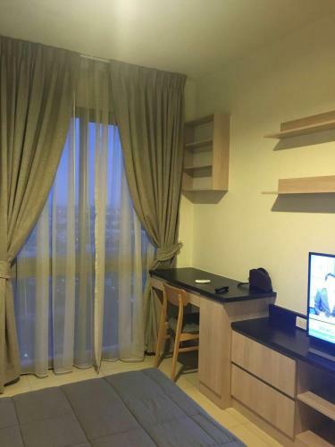 33 Rd Floor City View Studio Seaview Condominium