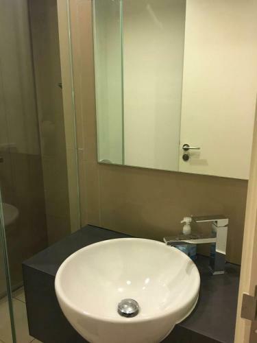 33 Rd Floor City View Studio Seaview Condominium
