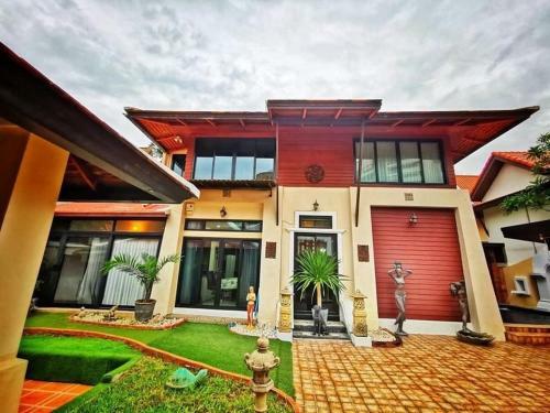 Peacock Pool Villa No.02