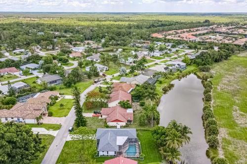 Premier Pool Retreat
