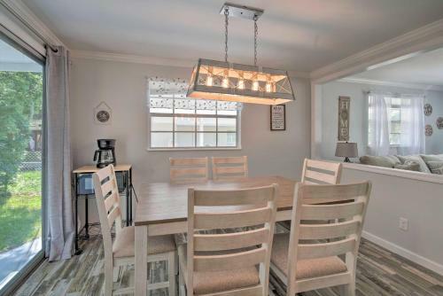 Newly Renovated Crystal River Home With Yard!