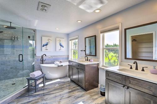 Luxury Cocoa Beach Getaway With Private Pool!