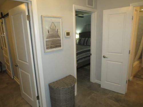 New Dunedin Bayshore Bungalow On Pinellas Trail