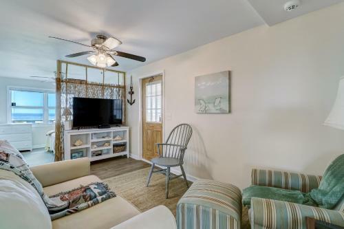 731 Ocean Ave Home