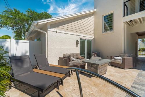 Sunset Dreams - Monthly Beach Rental Home