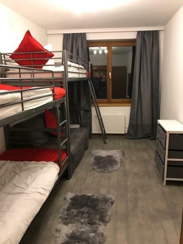 Ski And Lake View Apartment