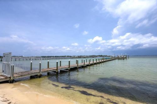 Hermitage By The Bay 309