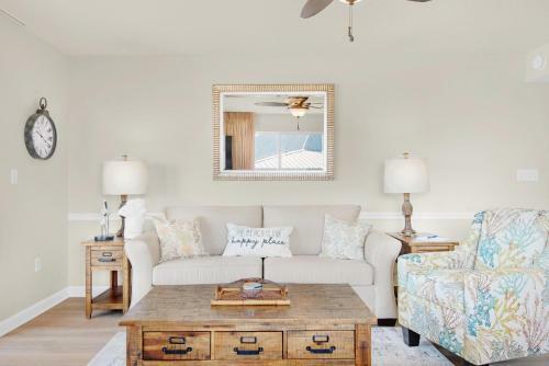 Pelican Isle 301