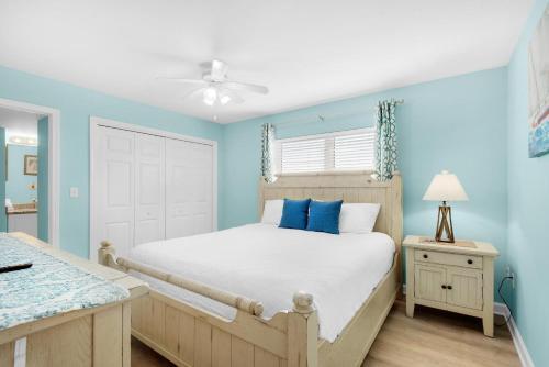 Pelican Isle 301