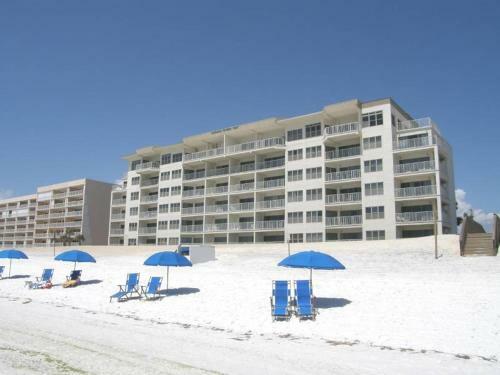 Apartamento Emerald Towers West #3000