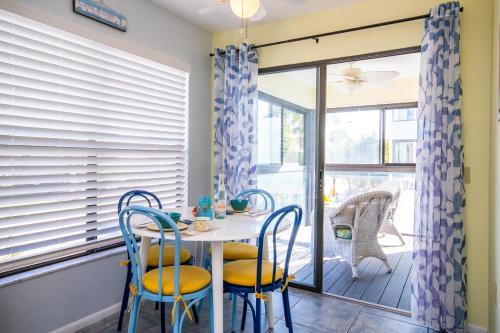 Beach Potato - 3404 Gulf Dr 5