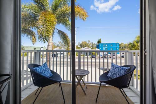 Sandy Feet - 3008 Gulf Drive Unit A