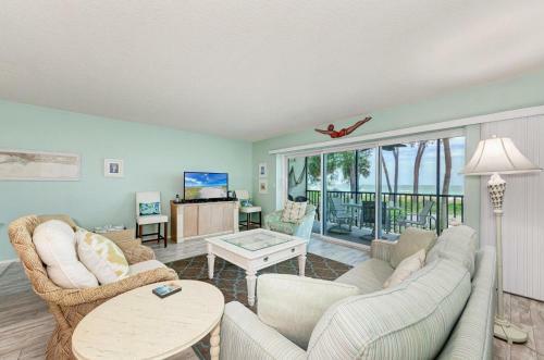 Sunset Beach 102 - 2716 Gulf