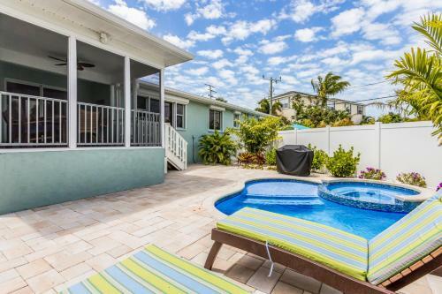 Royal Palm - 5701 Holmes Blvd Unit A