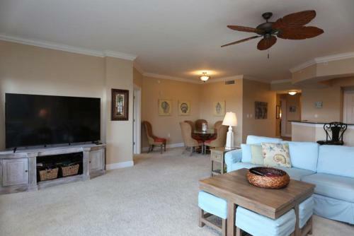 Paradise Shores 303 By Pristine Properties