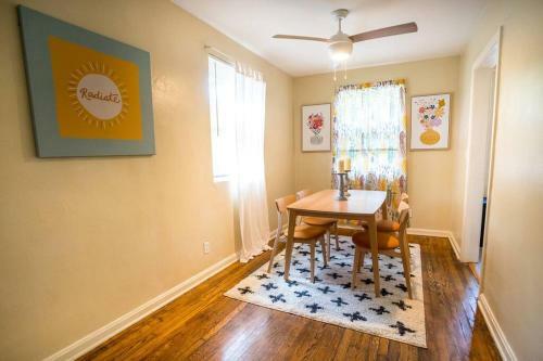 Apartamento Charming Riverside Retreat 2br Sleeps 5 Ppl