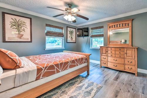 Evolve Riverfront Home With Dock And Deck - Pets Ok!