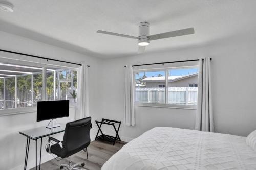 Just Listed! Newly Remodeled 3 2 Pool Home! Home