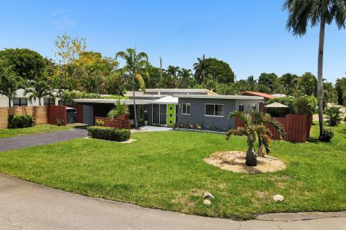 Rad Island City House
