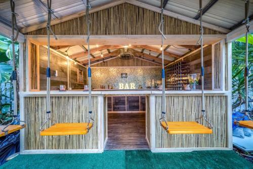 Beach Oasis Compound