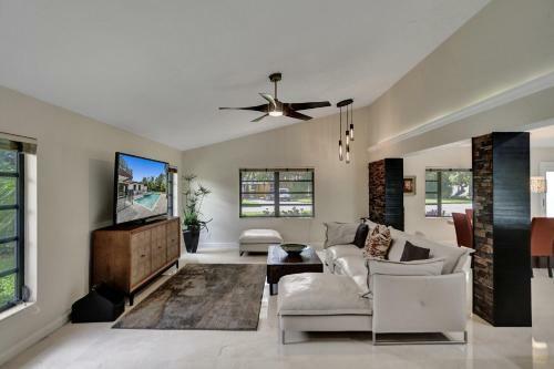 Wilton Manors Treehouse