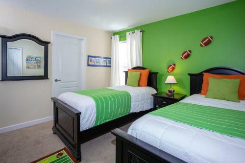 Spacious Home W Private Pool & Game Room