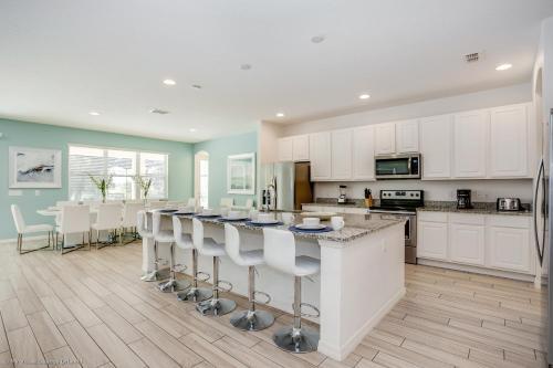 Villa 6112 Broad Oak Drive