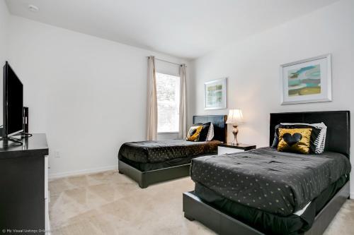 Villa 6112 Broad Oak Drive