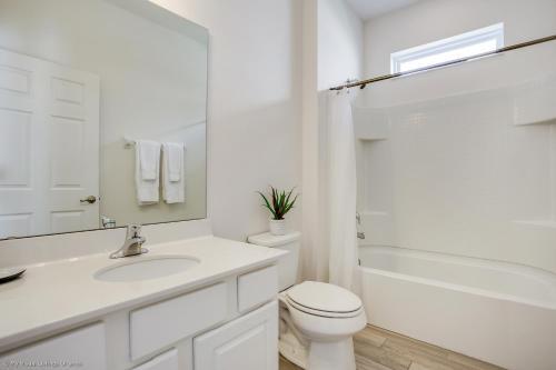 Villa 6112 Broad Oak Drive