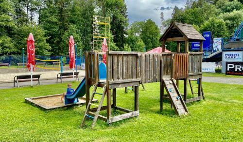 Hostal Penzion Acrobat Park