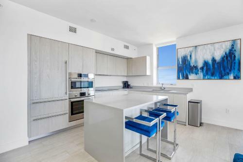 Apartamento Millionare Apt 3809 Hyde Beach. 2bd/2ba Direct Ocean View!