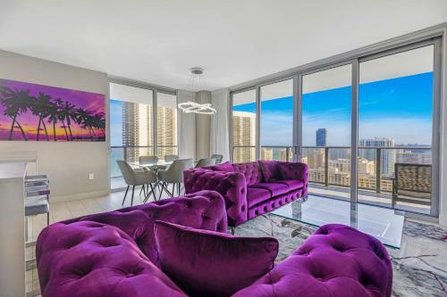 Apartamento 2bd/2ba Luxury Ocean-view Apt 2409. Steps To Ocean