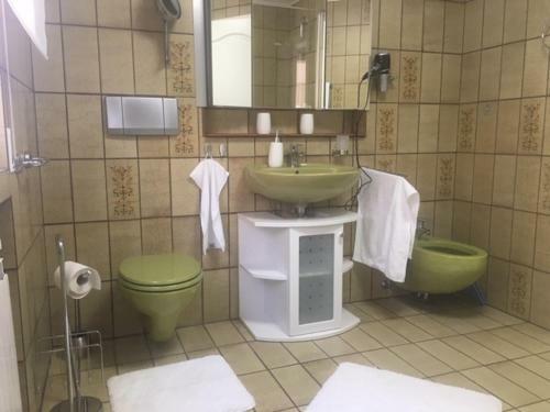 Ferienwohnung Mit Blick Ins Rheintal