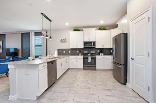 Villa 2961 Fable Street