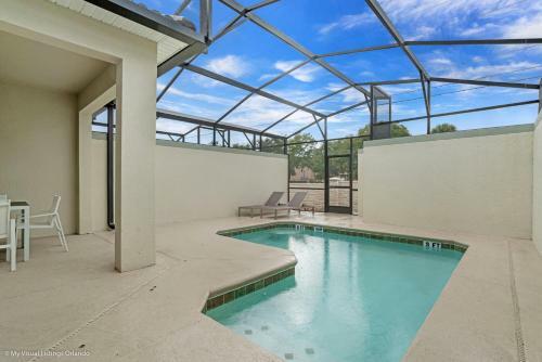Modern Townhome Wprivate Pool & Free Water Park