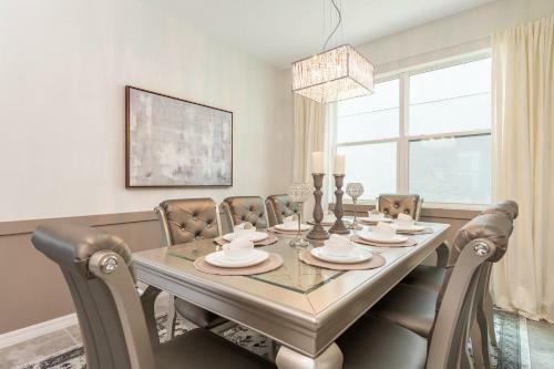 Spacious House With A Nice Private Pool Near Disney