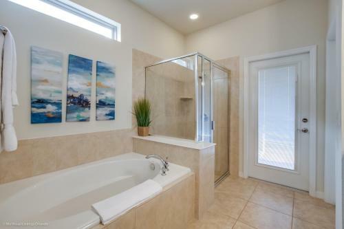 Villa W Private Pool & Free Resort Access