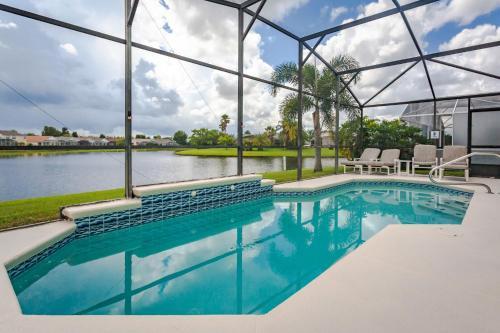Eagle Pointe-ru1022