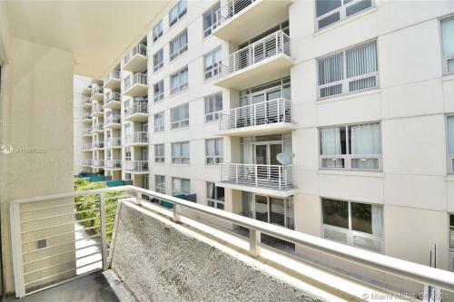 Tides Townhome Midtown Location Pool And Parking